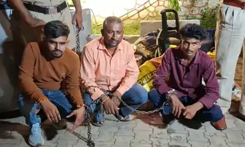 सूने मकान में लाखों की चोरी का खुलासा, 3 आरोपी गिरफ्तार