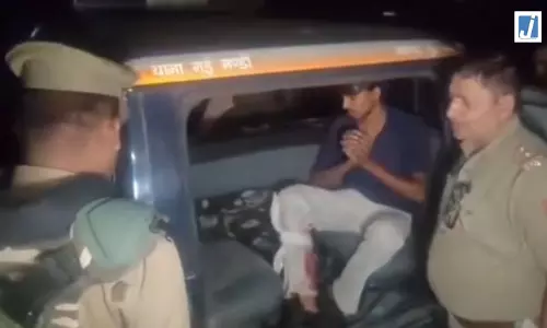 25 हजार के इनामी दुष्कर्म आरोपी को लगी गोली, हाथ जोड़कर मांगी माफी