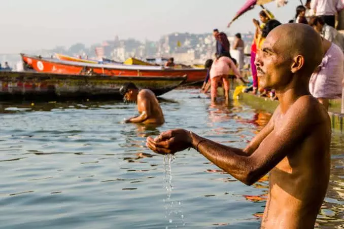सर्वपितृ अमावस्या पर 3 दुर्लभ ग्रहों का महासंयोग, जानें राशियों पर असर सर्वपितृ अमावस्या पर 3 दुर्लभ ग्रहों का महासंयोग, जानें राशियों पर असर