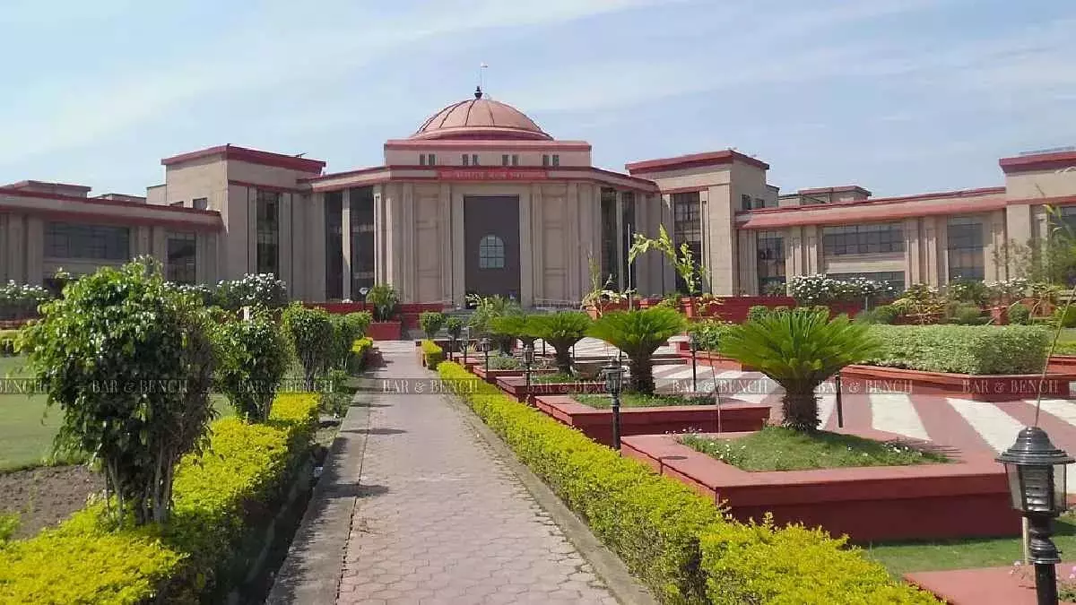 सुसाइड नोट ने खोली प्रताड़ना की कहानी, हाईकोर्ट ने दोषी की अपील की खारिज सुसाइड नोट ने खोली प्रताड़ना की कहानी, हाईकोर्ट ने दोषी की अपील की खारिज