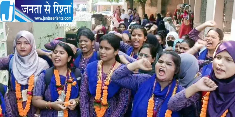 भद्रक के दो कॉलेजों में चुनाव रद्द, मचा हंगामा भद्रक के दो कॉलेजों में चुनाव रद्द, मचा हंगामा