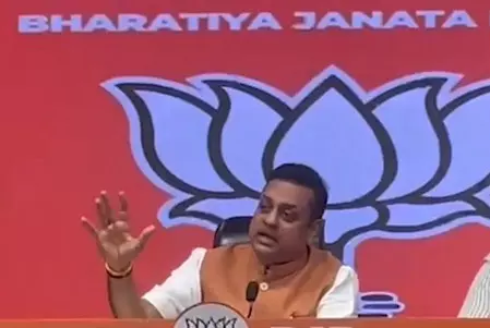 वोट चोरी के सबूत नहीं तो क्यों राष्ट्रपति के पास गया विपक्ष, राहुल गांधी के दावों पर भाजपा ने दिया जवाब वोट चोरी के सबूत नहीं तो क्यों राष्ट्रपति के पास गया विपक्ष, राहुल गांधी के दावों पर भाजपा ने दिया जवाब