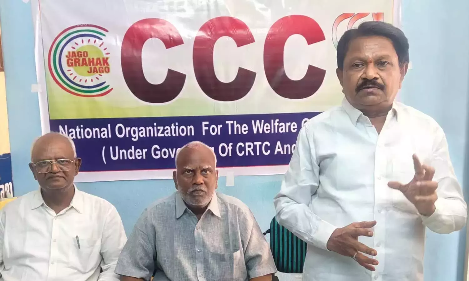 CCC चेयरमैन ने क्वालिटी और कीमत में धोखाधड़ी को लेकर आगाह किया CCC चेयरमैन ने क्वालिटी और कीमत में धोखाधड़ी को लेकर आगाह किया