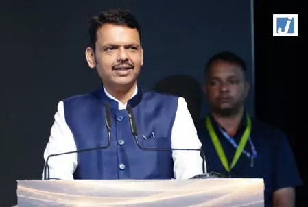 विशेष मतदाता पंजीकरण अभियान, 12 अक्टूबर तक प्रक्रिया पूरी करें नागरिक: फडणवीस विशेष मतदाता पंजीकरण अभियान, 12 अक्टूबर तक प्रक्रिया पूरी करें नागरिक: फडणवीस