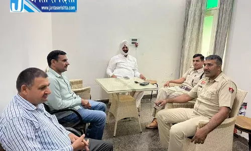 सोनीपत और पानीपत में कांग्रेस नेताओं को घरों में किया नजरबंद सोनीपत और पानीपत में कांग्रेस नेताओं को घरों में किया नजरबंद