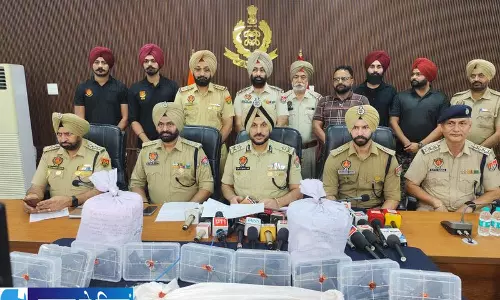 अमृतसर में दो हथियार तस्करी गिरोह पकड़े गए, M16 भी जब्त