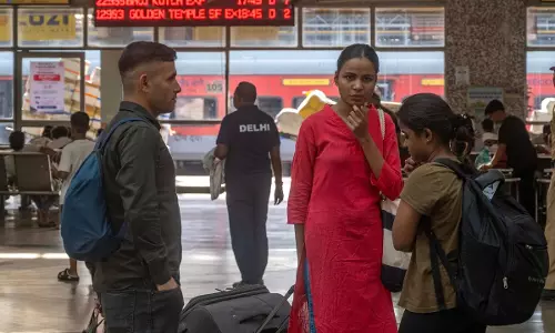 दिल्ली में ट्रेनों की आवाजाही सामान्य, रविवार से निर्धारित समय पर चलेंगी सभी ट्रेनें दिल्ली में ट्रेनों की आवाजाही सामान्य, रविवार से निर्धारित समय पर चलेंगी सभी ट्रेनें