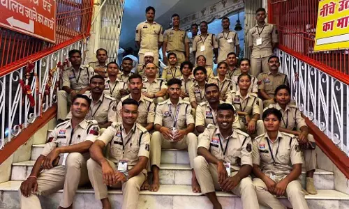 डोंगरगढ़ में श्रद्धालुओं को परेशान करना पड़ा भारी, तीन युवकों पर कार्रवाई