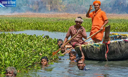 मैसूरु दशहरा का उद्घाटन करेंगे गाविसिद्धेश्वर स्वामी, दो दशकों से सेवा और आध्यात्मिक कार्यों के लिए पहचान मैसूरु दशहरा का उद्घाटन करेंगे गाविसिद्धेश्वर स्वामी, दो दशकों से सेवा और आध्यात्मिक कार्यों के लिए पहचान