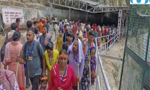 नवरात्र से पहले वैष्णो देवी में भक्तों का सैलाब, 38 हजार रवाना