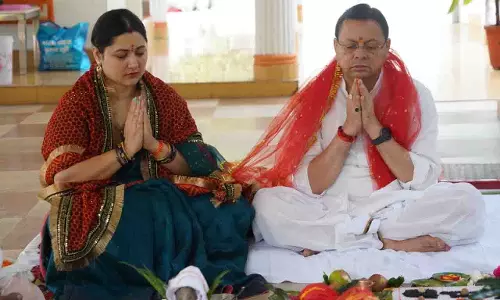 शारदीय नवरात्रि के पहले दिन मुख्यमंत्री धामी ने की पूजा-अर्चना