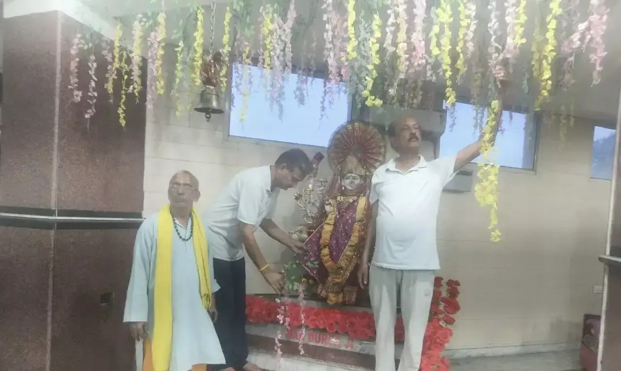 जम्मू के मंदिरों में नवरात्रों की तैयारियां तेज, रोज होगी पूजा