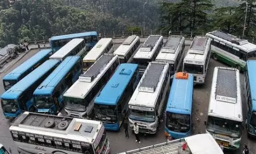 पुरानी डीजल बसों की विदाई, हिमाचल में ई-बसों के लिए बढ़ेंगी सुविधाएं पुरानी डीजल बसों की विदाई, हिमाचल में ई-बसों के लिए बढ़ेंगी सुविधाएं