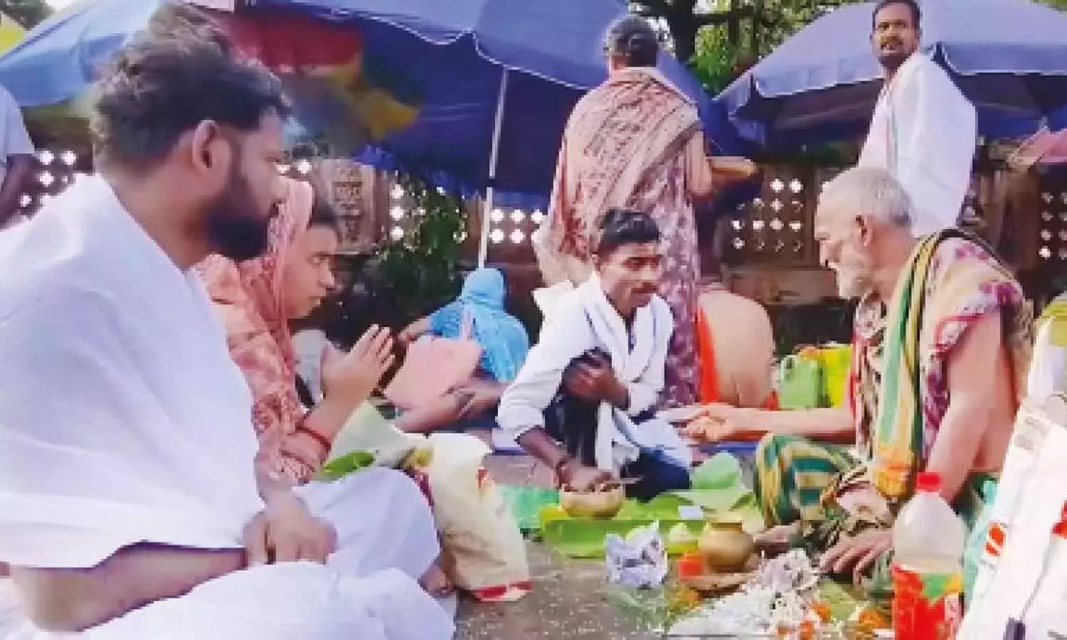 Andhra: महालया पर हजारों लोग पिंडदान करते हैं