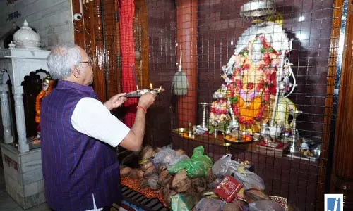 शारदीय नवरात्रि पर सांसद बृजमोहन अग्रवाल ने किए मां रुद्रेश्वरी के दर्शन