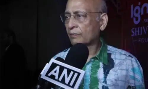 दिल्ली में प्रदर्शनकारियों की हिरासत पर भड़के अभिषेक मनु सिंघवी दिल्ली में प्रदर्शनकारियों की हिरासत पर भड़के अभिषेक मनु सिंघवी