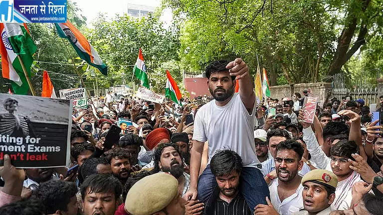CJP प्रदर्शन पर चलावडी नारायणस्वामी का हमला, बोले- भारत की छवि खराब करने की कोशिश CJP प्रदर्शन पर चलावडी नारायणस्वामी का हमला, बोले- भारत की छवि खराब करने की कोशिश