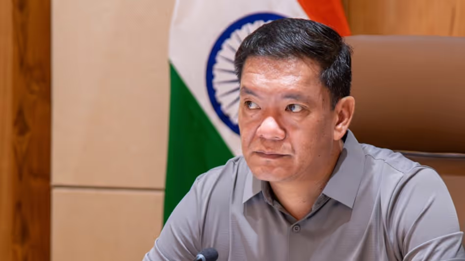 अरुणाचल कैबिनेट बैठक: सीएम ने जन-केंद्रित शासन पर दिया ज़ोर अरुणाचल कैबिनेट बैठक: सीएम ने जन-केंद्रित शासन पर दिया ज़ोर