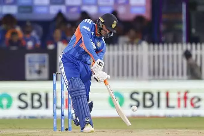 IND vs WI: भारत ने ठोके 200 रन रन, अर्शदीप ने जड़ा छक्का IND vs WI: भारत ने ठोके 200 रन रन, अर्शदीप ने जड़ा छक्का