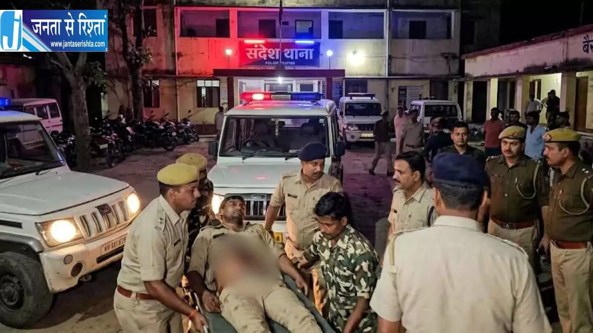 भोजपुर में थाने के अंदर फायरिंग, होमगार्ड जवान घायल भोजपुर में थाने के अंदर फायरिंग, होमगार्ड जवान घायल