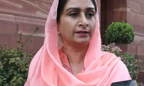 हरसिमरत बादल की पोस्ट से BJP में हलचल, बाद में किया डिलीट हरसिमरत बादल की पोस्ट से BJP में हलचल, बाद में किया डिलीट