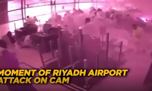 रियाद एयरपोर्ट पर हमले का खौफनाक CCTV, भारतीय नागरिक सहित 13 की मौत 300 से ज्यादा घायल रियाद एयरपोर्ट पर हमले का खौफनाक CCTV, भारतीय नागरिक सहित 13 की मौत 300 से ज्यादा घायल