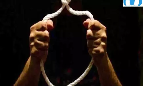 कर्ज से परेशान युवक की पुलिस ने बचाई जान, समय पर पहुंचकर टाला बड़ा हादसा कर्ज से परेशान युवक की पुलिस ने बचाई जान, समय पर पहुंचकर टाला बड़ा हादसा