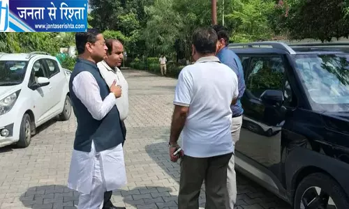 रुद्रपुर में आयकर विभाग की टीम पहुंचने से हड़कंप, अस्पताल और जिम में जुटाई जानकारी रुद्रपुर में आयकर विभाग की टीम पहुंचने से हड़कंप, अस्पताल और जिम में जुटाई जानकारी