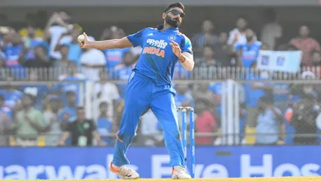 विकेट लेने का मज़ा ही अलग: तीसरे T20I के बाद धीर का बयान विकेट लेने का मज़ा ही अलग: तीसरे T20I के बाद धीर का बयान
