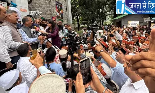 वोट चोरी के विरोध में कांग्रेस का प्रदर्शन, हिमाचल से पहुंचे 2 हजार कार्यकर्ता