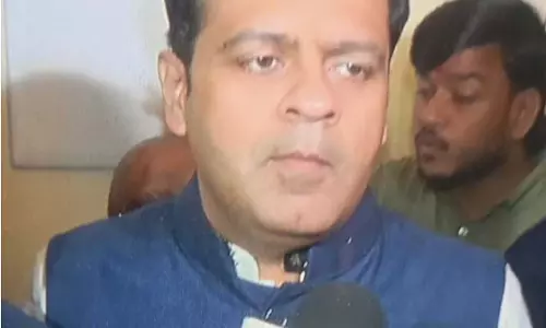 धनराज नाथवानी को मिला राज्यसभा का प्रमाण पत्र