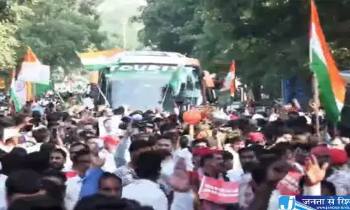 राहुल गांधी के नेतृत्व में INDIA गठबंधन का सुप्रीम कोर्ट मार्च