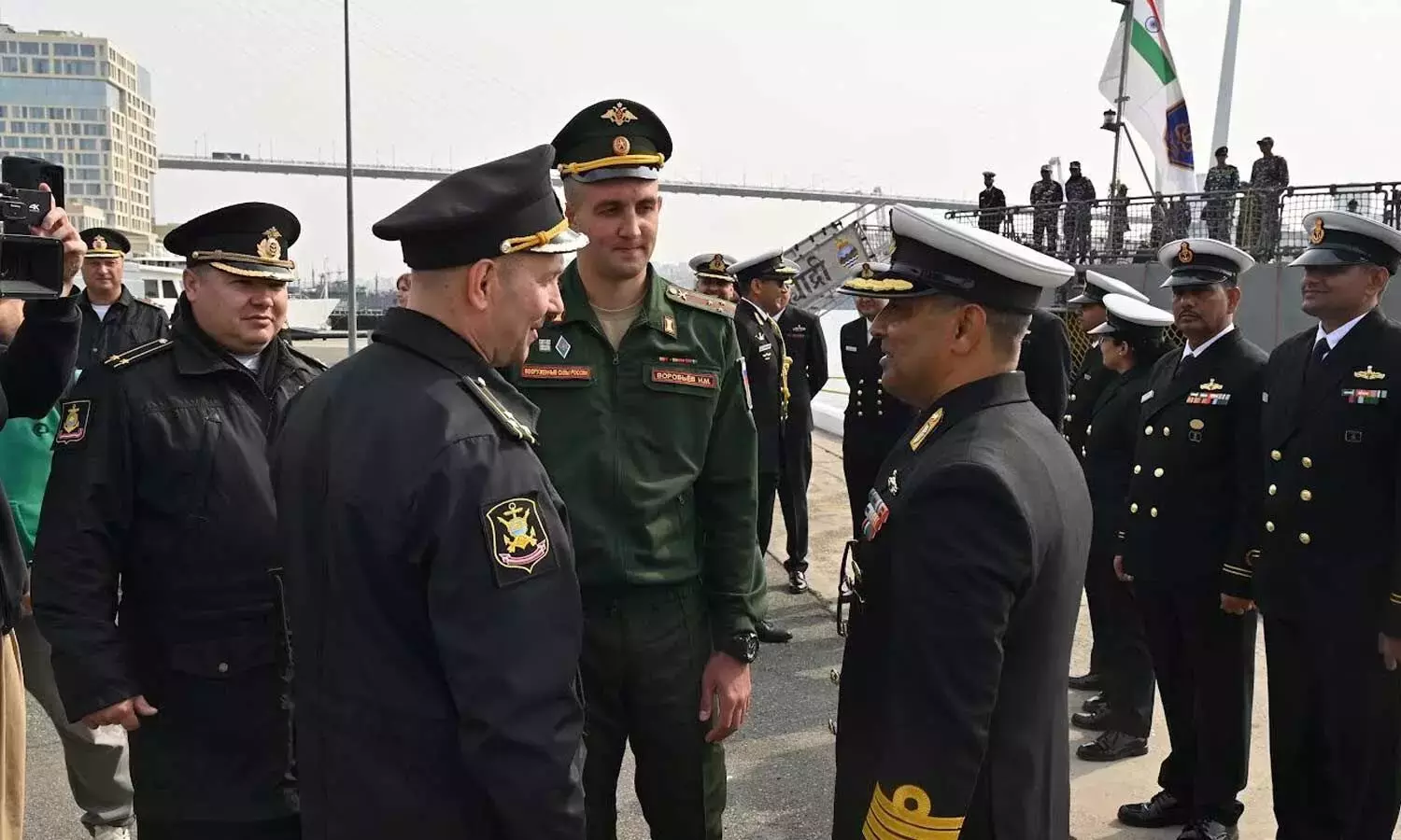 Andhra: INS सह्याद्रि ‘इंद्र-2026’ के लिए रूस के व्लादिवोस्तोक पहुँचा