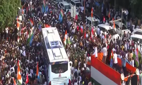 दिल्ली में INDIA गठबंधन का बड़ा प्रदर्शन दिल्ली में INDIA गठबंधन का बड़ा प्रदर्शन