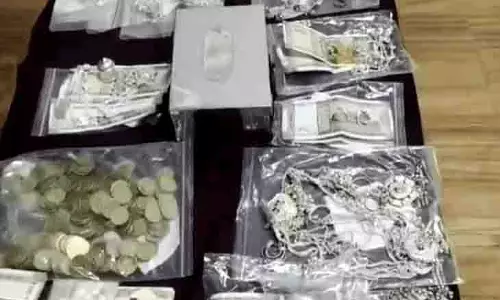कभी स्कूल में था प्रिंसिपल, अब चोरी के आरोप में गिरफ्तार; गैंग का पुलिस ने खोला राज कभी स्कूल में था प्रिंसिपल, अब चोरी के आरोप में गिरफ्तार; गैंग का पुलिस ने खोला राज