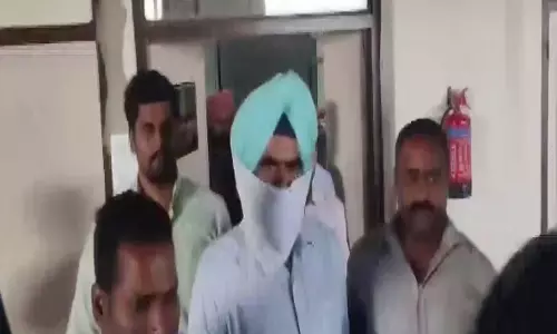 पंजाब के पूर्व DIG हरचरण सिंह भुल्लर गिरफ्तार पंजाब के पूर्व DIG हरचरण सिंह भुल्लर गिरफ्तार
