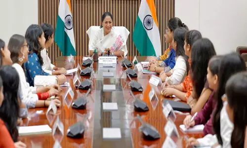 दिल्ली की बेटियों की सुरक्षा पर CM रेखा गुप्ता का बड़ा ऐलान दिल्ली की बेटियों की सुरक्षा पर CM रेखा गुप्ता का बड़ा ऐलान