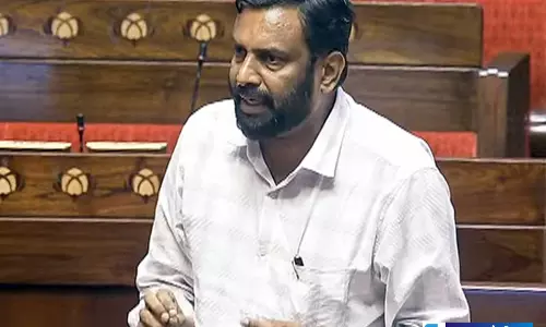 दिल्ली में पत्रकारों की कथित हिरासत पर भड़के CPI सांसद