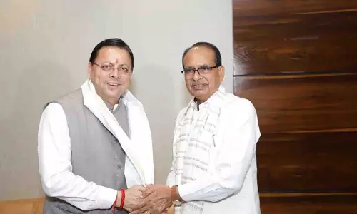 सीएम धामी ने केंद्रीय मंत्री शिवराज सिंह चौहान से की मुलाकात, उत्तराखंड में ग्रामीण सड़क कनेक्टिविटी को मिलेगी गति