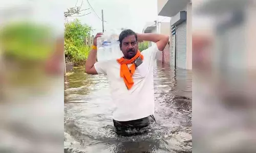 फैजुल्लागंज में बाढ़ पीड़ितों की मदद को आगे आई श्री धर्मानुष्ठान सेवा समिति फैजुल्लागंज में बाढ़ पीड़ितों की मदद को आगे आई श्री धर्मानुष्ठान सेवा समिति