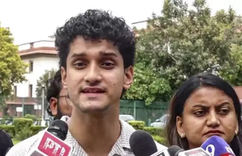 दास ने लोगों से सड़क पर उतरने का किया आह्वान दास ने लोगों से सड़क पर उतरने का किया आह्वान