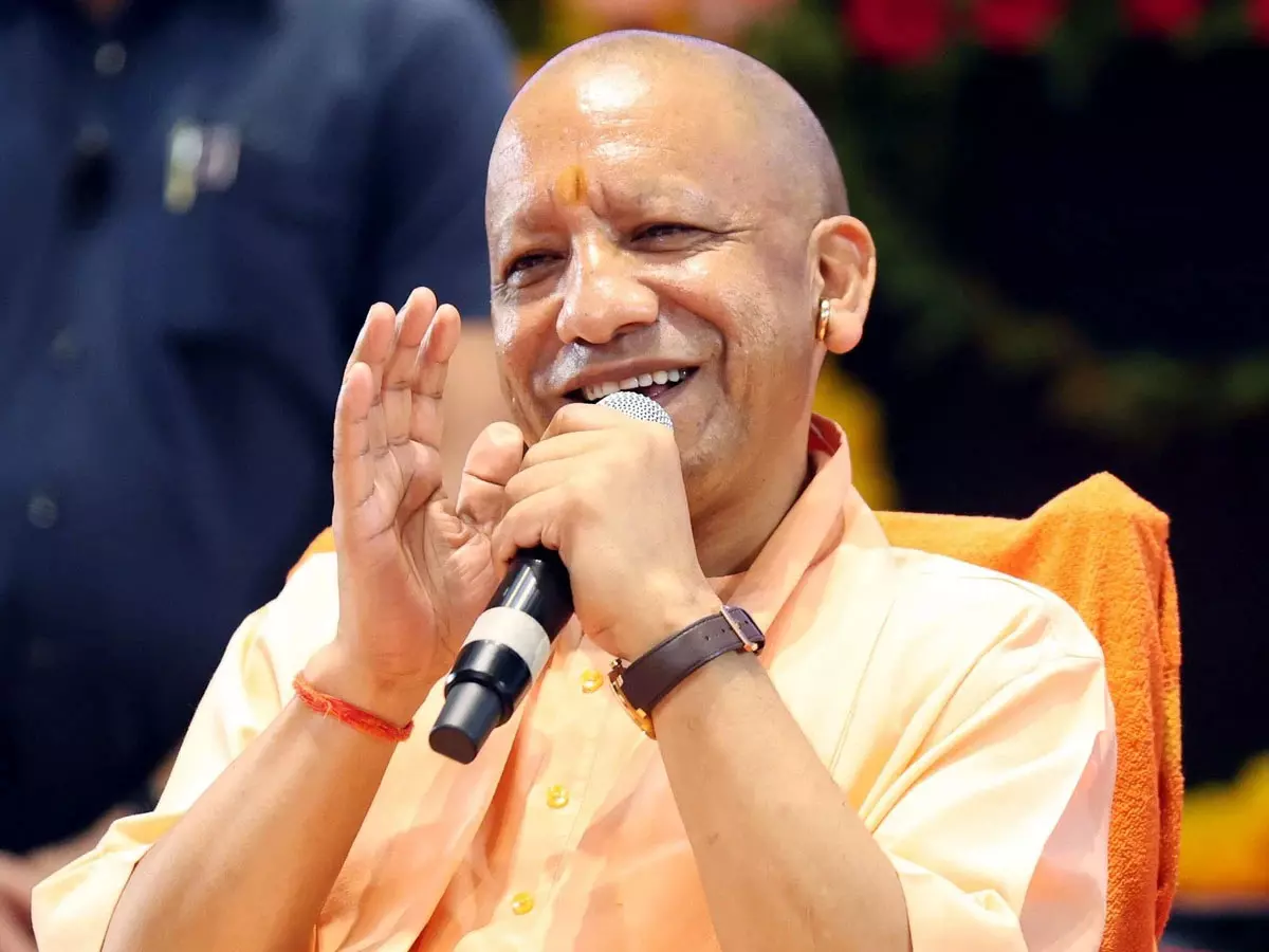शिक्षक एमएलसी चुनाव का शंखनाद करेंगे योगी शिक्षक एमएलसी चुनाव का शंखनाद करेंगे योगी