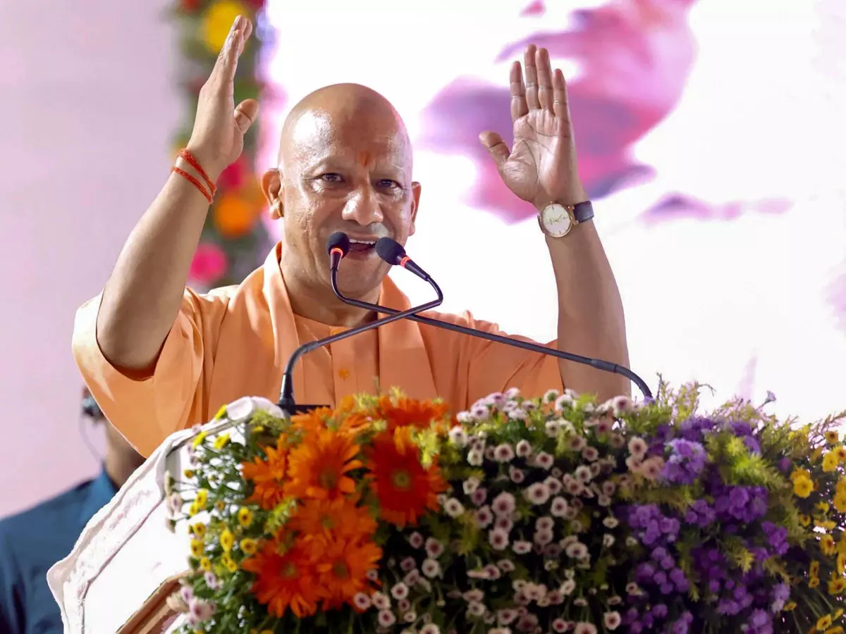 यूपी के 9.18 लाख किसानों को मिलेगी राहत, सीएम योगी भेजेंगे 483 करोड़ रुपये यूपी के 9.18 लाख किसानों को मिलेगी राहत, सीएम योगी भेजेंगे 483 करोड़ रुपये