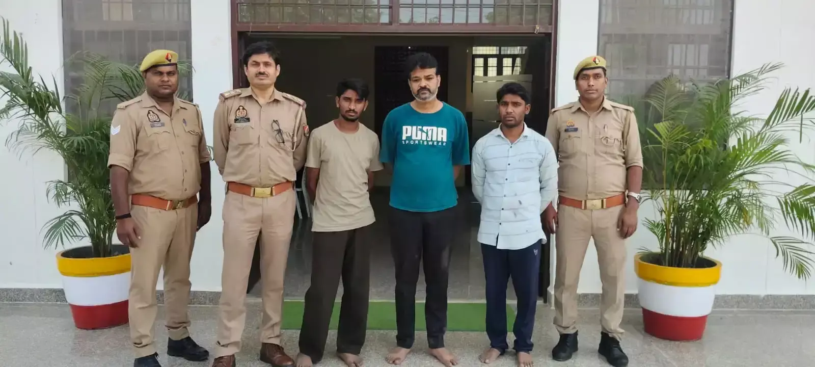 केमिकल सप्लाई के नाम पर लाखों की धोखाधड़ी का खुलासा केमिकल सप्लाई के नाम पर लाखों की धोखाधड़ी का खुलासा