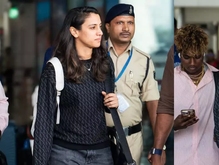 रायपुर में भारत बनाम जिम्बाब्वे महिला टी-20 सीरीज, पहुंचीं स्मृति मंधाना रायपुर में भारत बनाम जिम्बाब्वे महिला टी-20 सीरीज, पहुंचीं स्मृति मंधाना