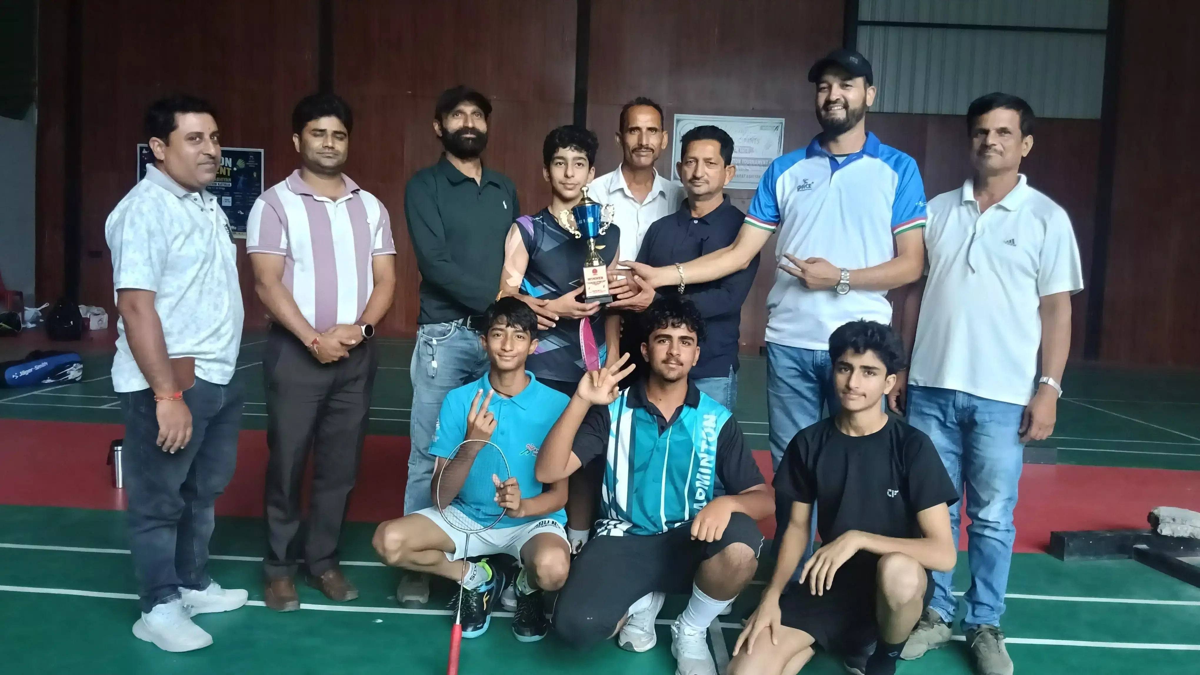 सांबा को मात देकर पुंछ ने जीती अंडर-14 बैडमिंटन प्रतियोगिता सांबा को मात देकर पुंछ ने जीती अंडर-14 बैडमिंटन प्रतियोगिता