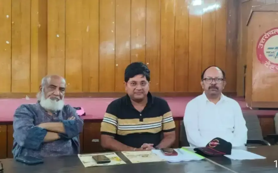 शंखध्वनि के साथ जल वायु टावर्स में होगा मां दुर्गा का अभिनंदन शंखध्वनि के साथ जल वायु टावर्स में होगा मां दुर्गा का अभिनंदन
