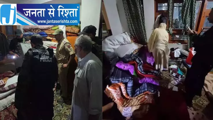 अनंतनाग में नशे के खिलाफ अभियान, 10 लोग गिरफ्तार अनंतनाग में नशे के खिलाफ अभियान, 10 लोग गिरफ्तार