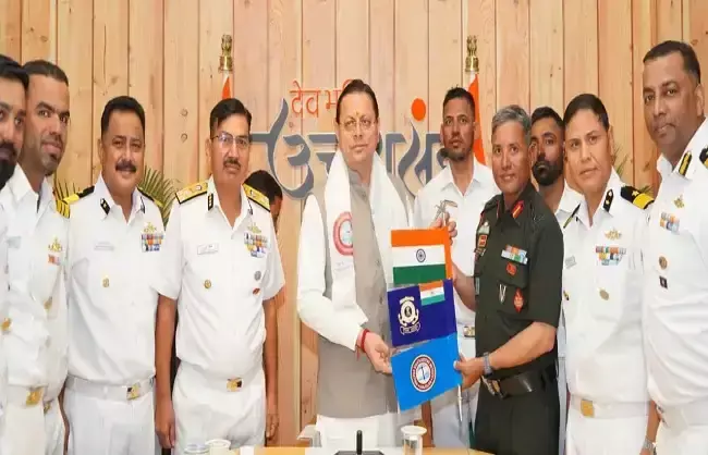 उत्तराखंड के ध्वज से सजा माउंट मुकुट ईस्ट, सीएम धामी ने दी बधाई उत्तराखंड के ध्वज से सजा माउंट मुकुट ईस्ट, सीएम धामी ने दी बधाई