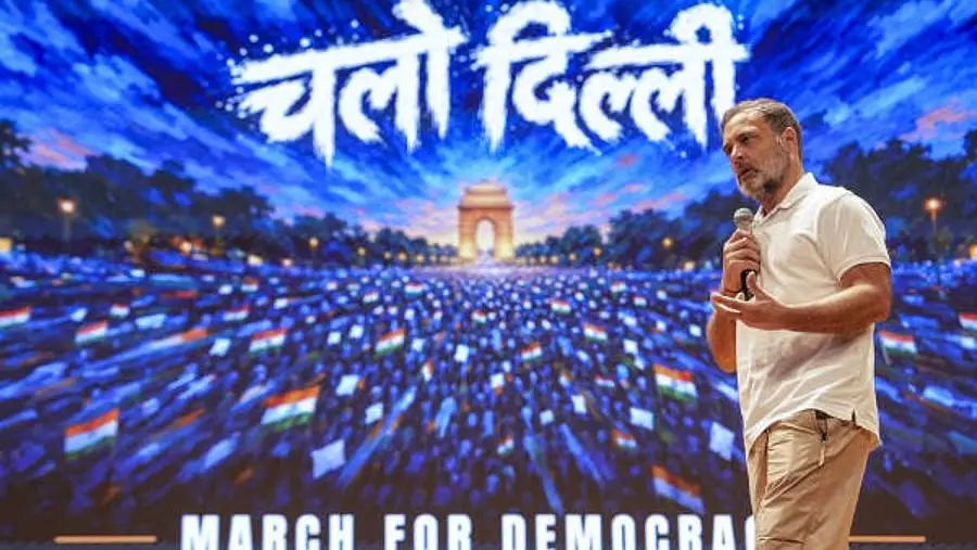 राहुल गांधी का CEC पर बड़ा हमला, बोले- इस्तीफा दें, सरकारी गवाह बनें राहुल गांधी का CEC पर बड़ा हमला, बोले- इस्तीफा दें, सरकारी गवाह बनें